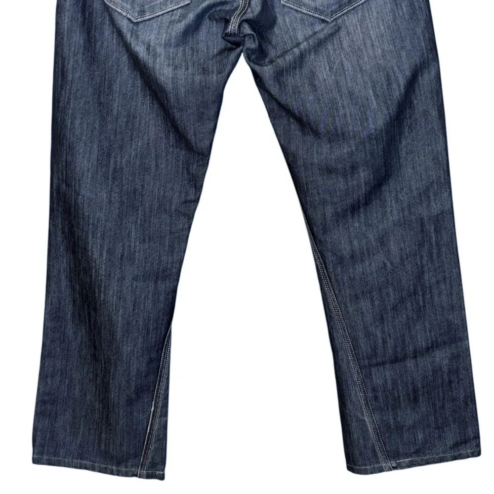 Levi’s 514 Medium Wash Slim Straight Blue Jeans Size 31 x 30